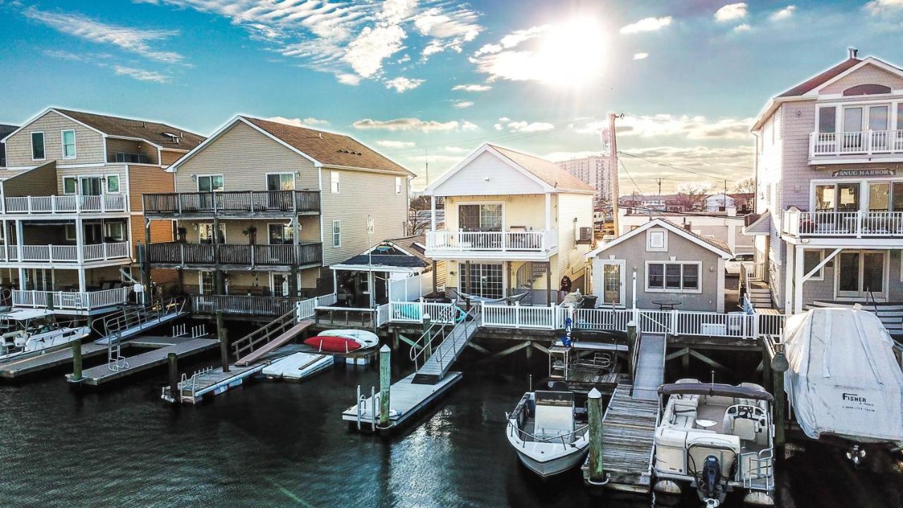 Cheerful 1 Bedroom House With Hot Tub And Dock Holiday home *